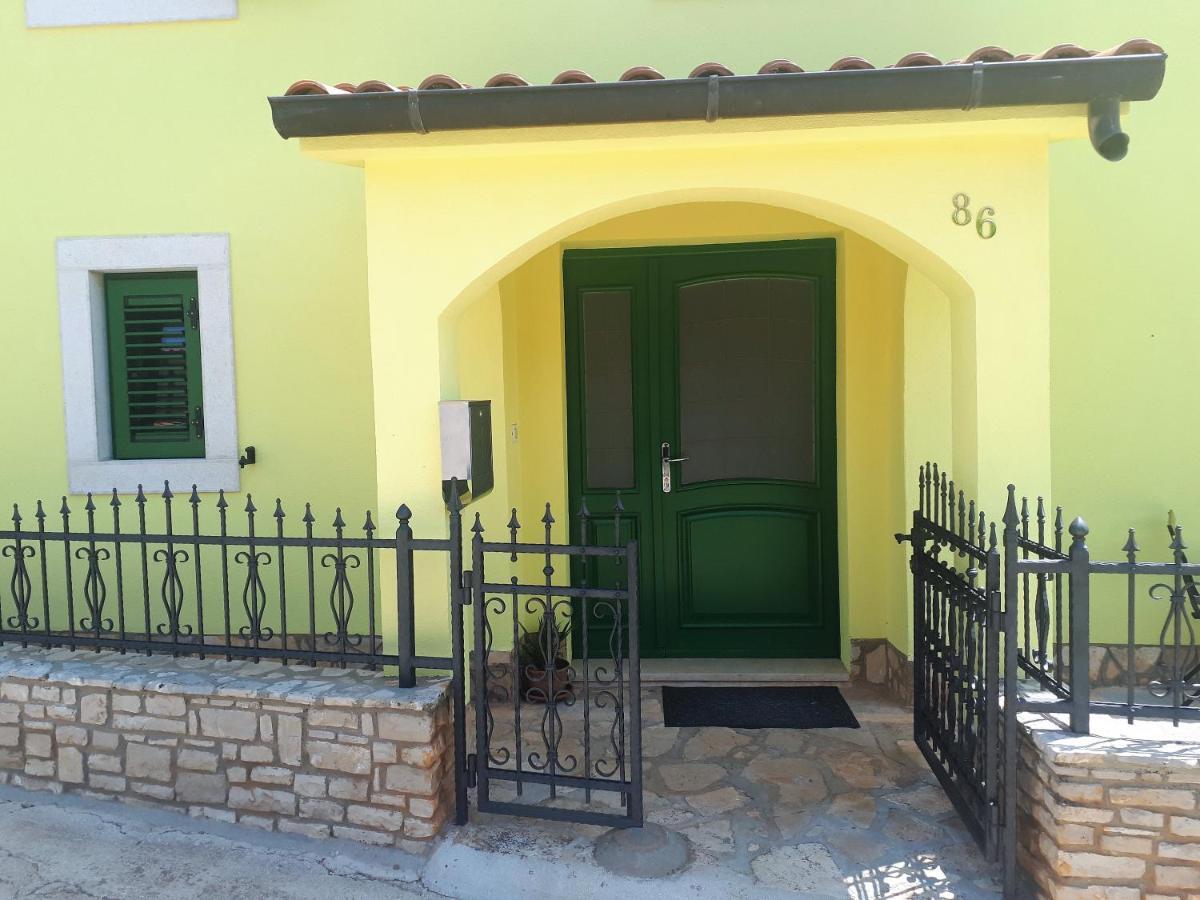 Apartment Terra Rossa Kaštelir Exterior foto