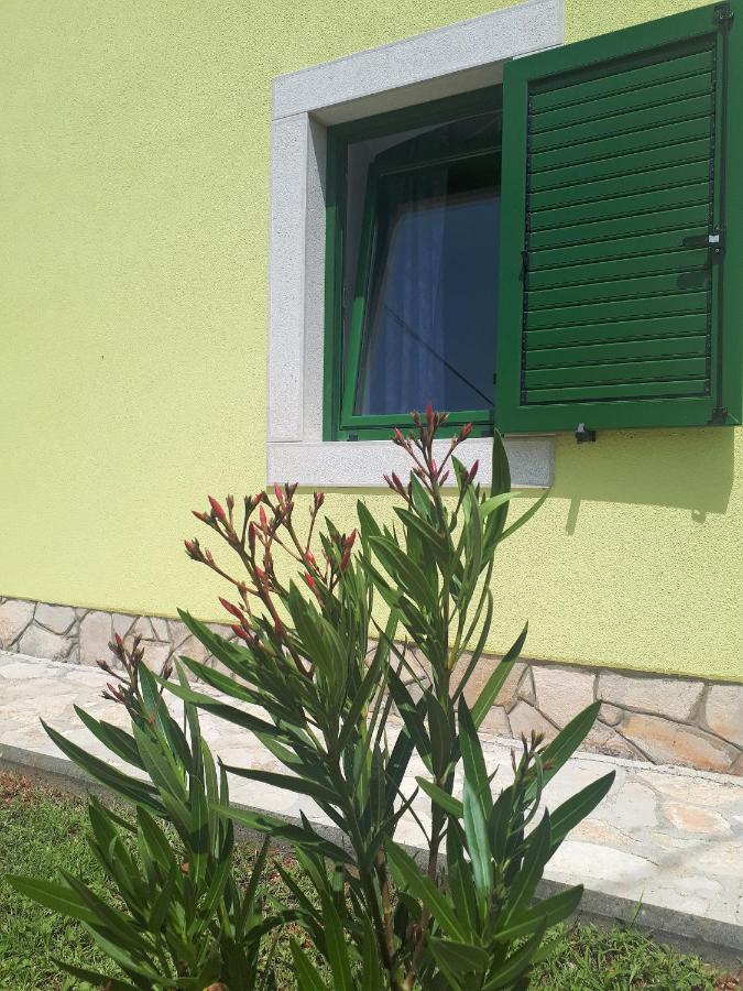 Apartment Terra Rossa Kaštelir Exterior foto